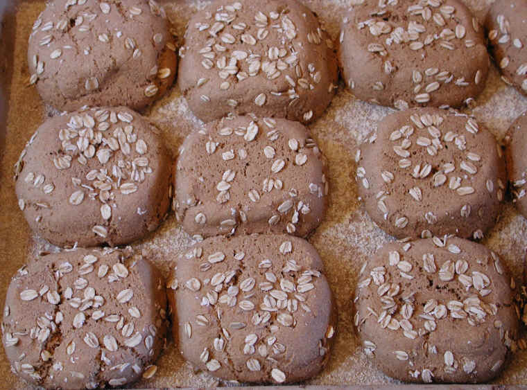 Bread - Spelt Barley Rolls with Oats