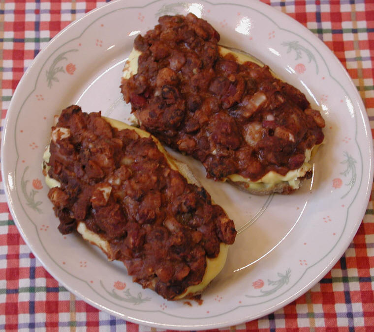 Pizza Potatoes with Chili