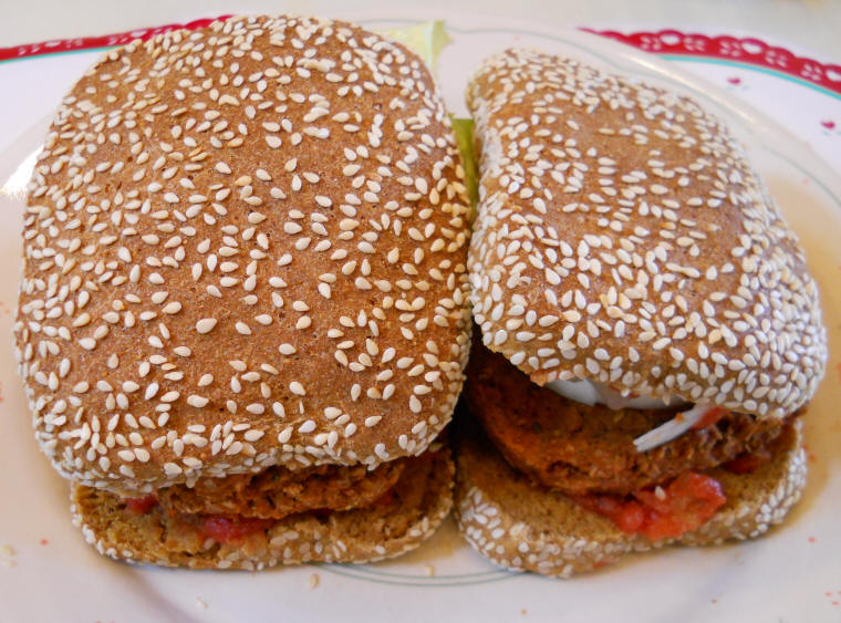 Lentil Chili Burger with Lettuce, Onion, and Salsa