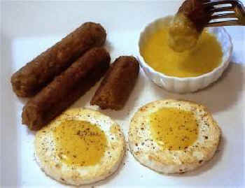 eating eggs