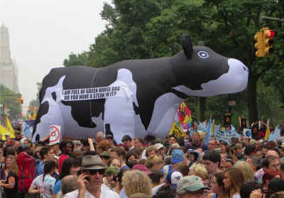 climate change marchers eat meat