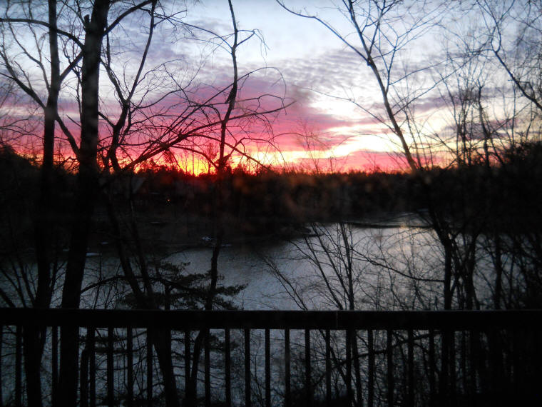 Sunrise - 27 Dec 2011 - 01